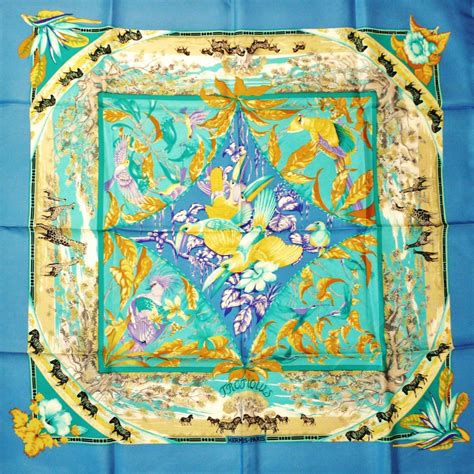 Toutsy! – The World of Hermes© Scarves